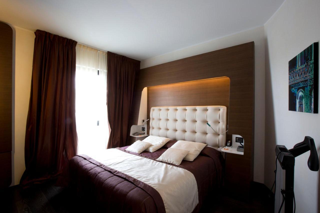 Palace Hotel Moderno Pordenone Exterior photo